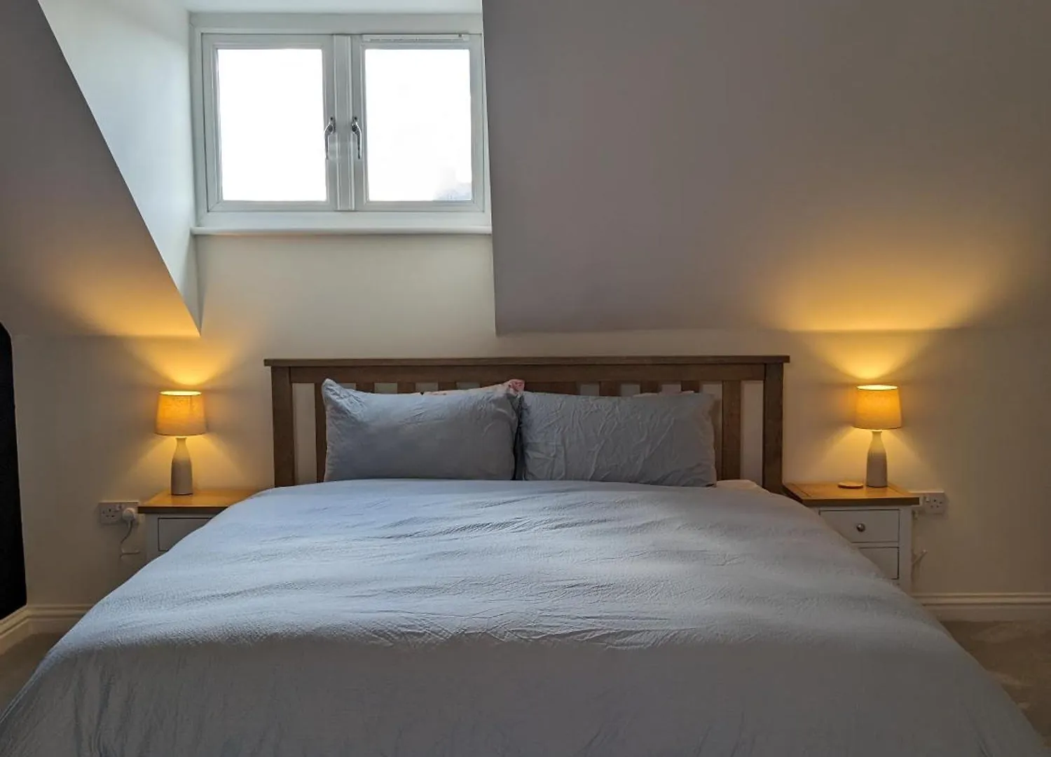 Stunning Super Kingsize Room - Cheltenham Festival 0*,  United Kingdom